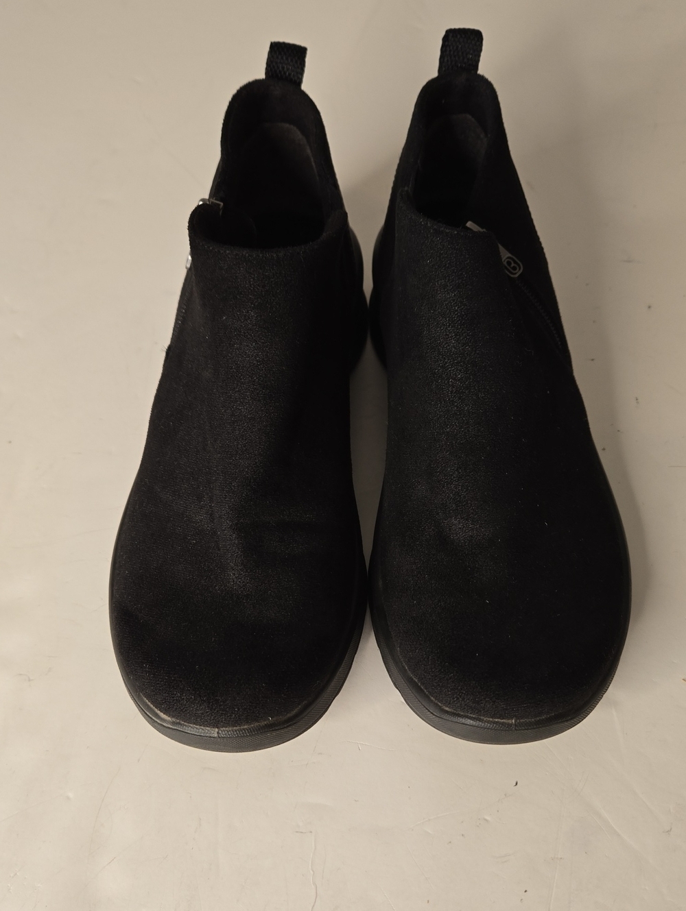 Bzees Black Slip-On Suede-Look Ankle Booties 8.5